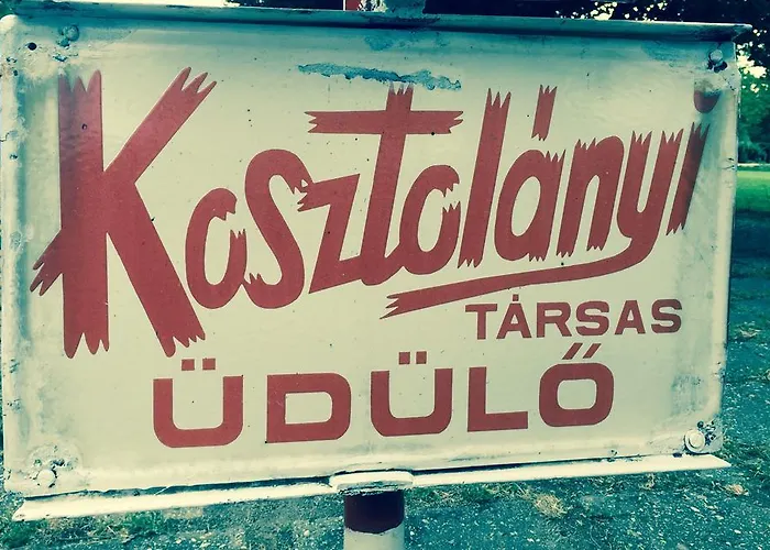 Kosztolanyi Apartmanhaz