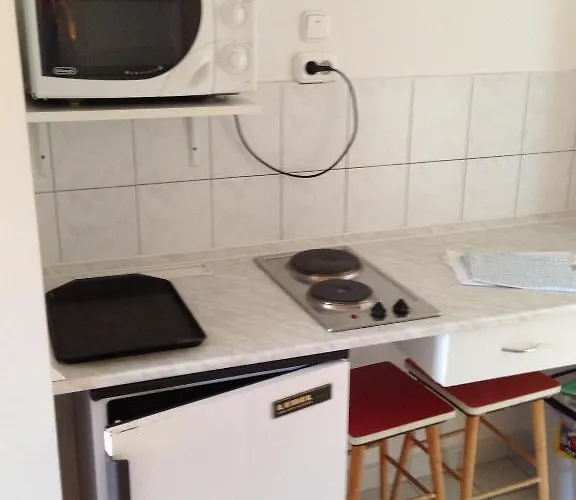 شقة فندقية Kosztolanyi Apartmanhaz بالاتونفوريد